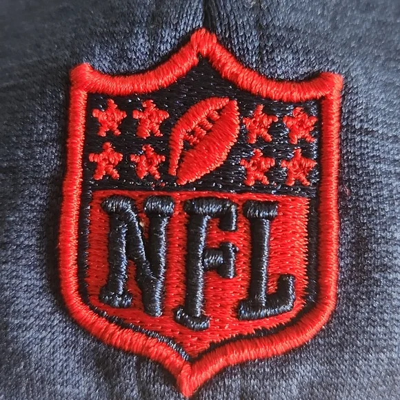 New Era, Sz Med/ Large, Patriots Hat w Red & White Stripes - Picture 3 of 8